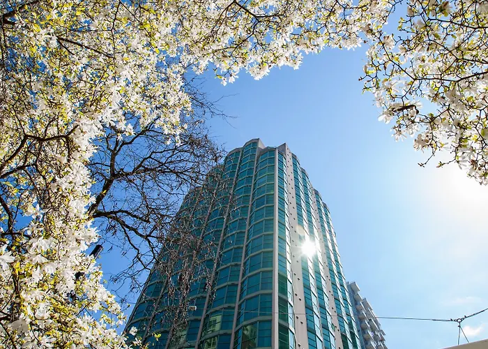 Rosedale On Robson Suite Hotel Vancouver