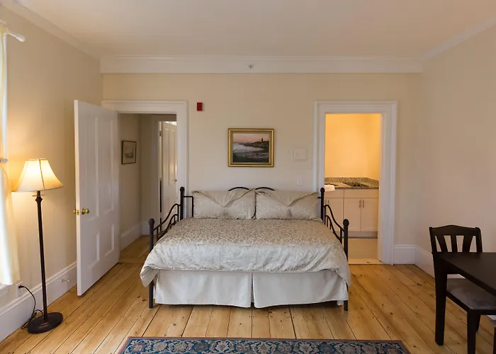 The Salem Inn