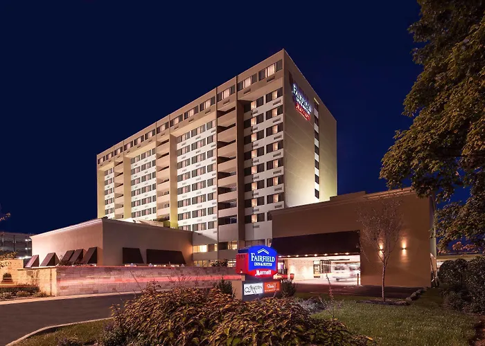 Fairfield Inn & Suites By Marriott Charlotte Uptown