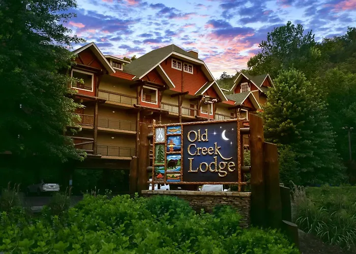 Old Creek Lodge Gatlinburg