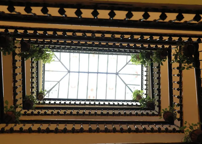 Hotel Pace Helvezia Rome