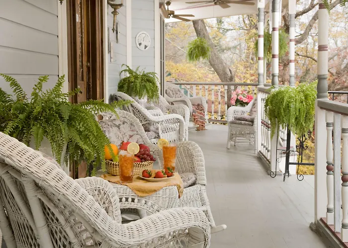 Arsenic And Old Lace Bed & Breakfast Inn Eureka Springs