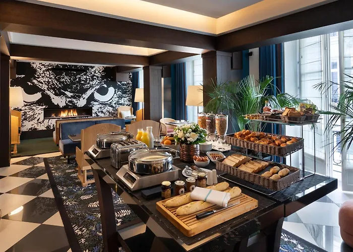 The Chess Hotel Paris