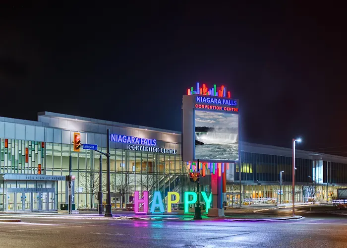 Ramada By Wyndham Niagara Falls Near The Falls