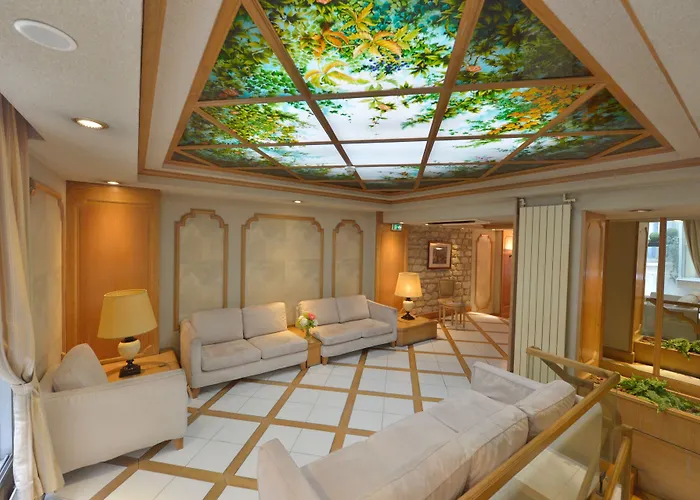 Hotel Renoir Montparnasse Paris