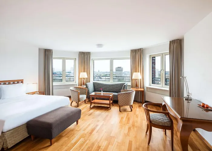 Lindner Hotel Frankfurt Main Plaza, Part Of Jdv By Hyatt Frankfurt am Main