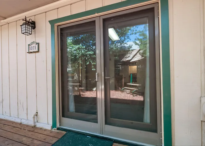 Big Bear Lakefront Lodge