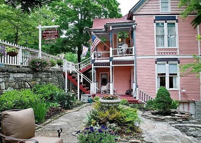 Bridgeford House Bed And Breakfast Eureka Springs