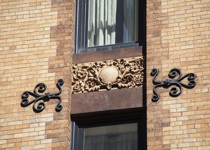 Courtyard Boston Copley Square Hotel
