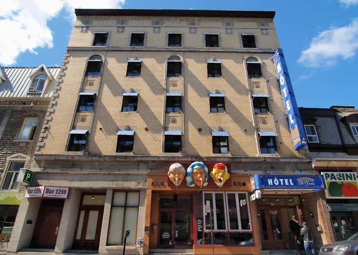 Hotel St-Denis Montreal