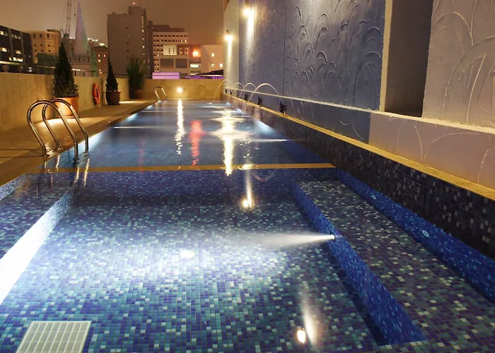 Hotel Royal Queens Singapore