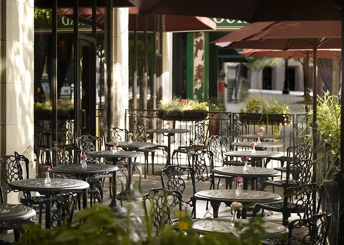 Courtyard By Marriott Atlanta Downtown Hotel