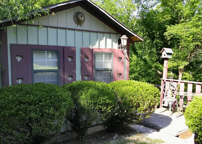 Hidden Springs Bed And Breakfast Eureka Springs