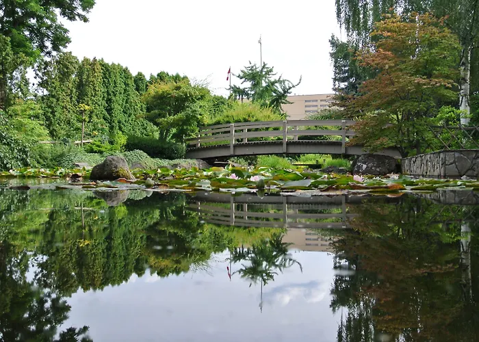 Econo Lodge Inn & Suites Kelowna