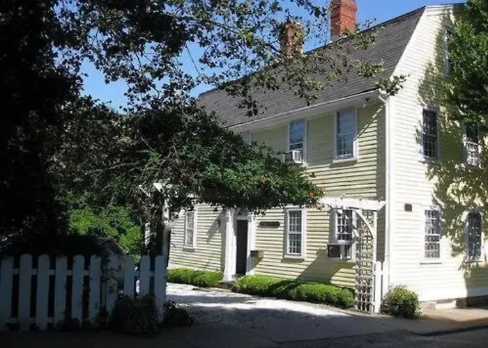 Admiral Farragut Inn Newport