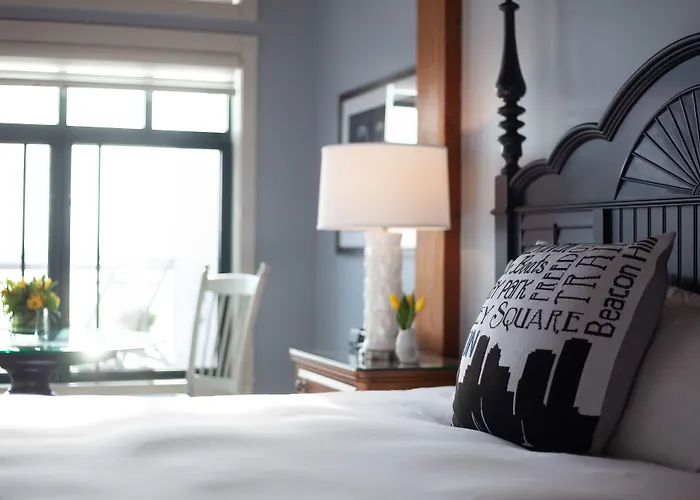 Boston Yacht Haven Hotel