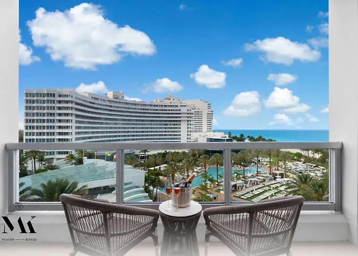 Fontainebleau Resort Balcony W Pool & Ocean View Miami Beach