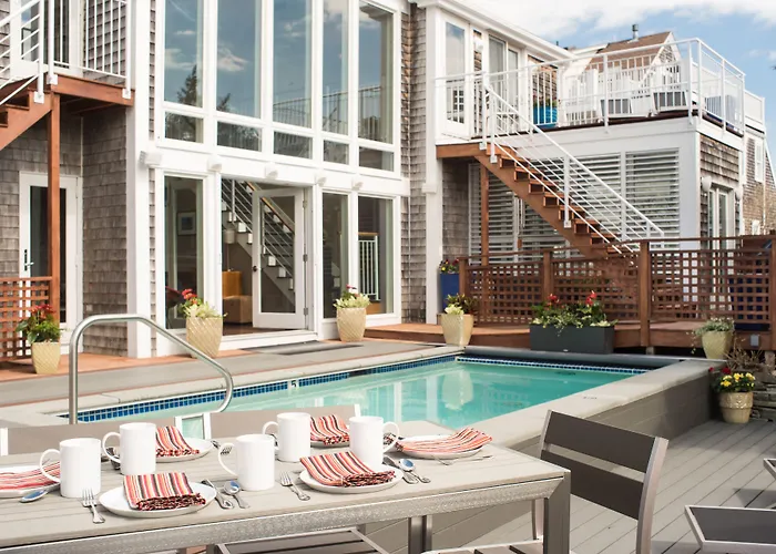 8 Dyer Hotel Provincetown