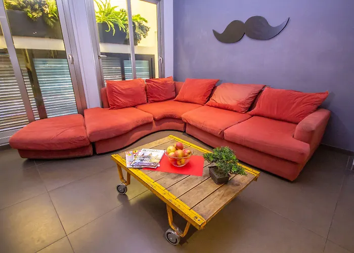 Don Moustache Boutique Hostel Barcelona