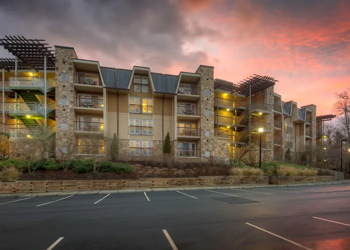 Lantern Lodge - Formerly The Residences At Biltmore Asheville