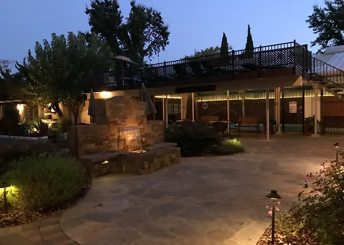 Golden Haven Hot Springs Hotel Calistoga