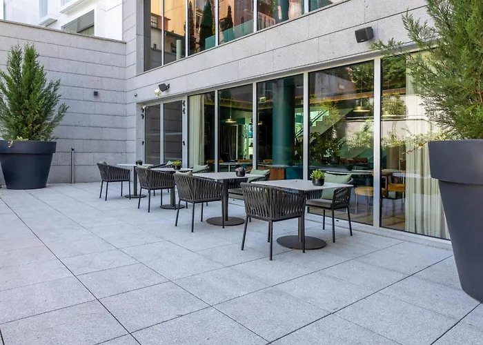Cenica Porto Hotel, Curio Collection By Hilton