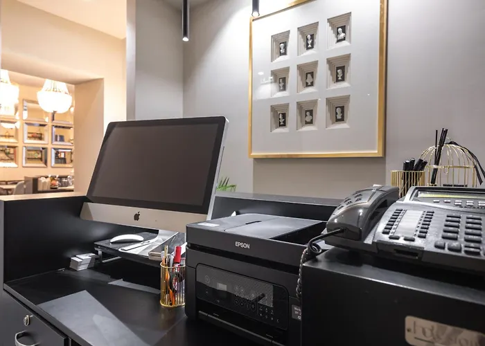 Roma Suite Hotel
