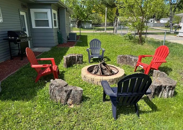 The Dells Den Villa Wisconsin Dells
