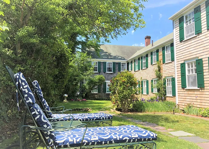 The Barnacle Inn Nantucket