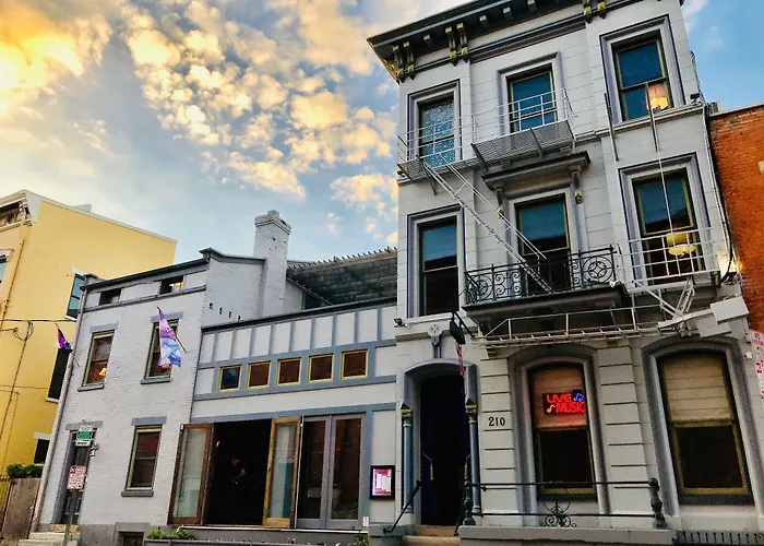 Symphony Hotel & Restaurant Cincinnati