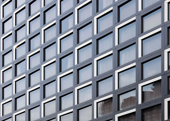 Hotel Monville Montreal