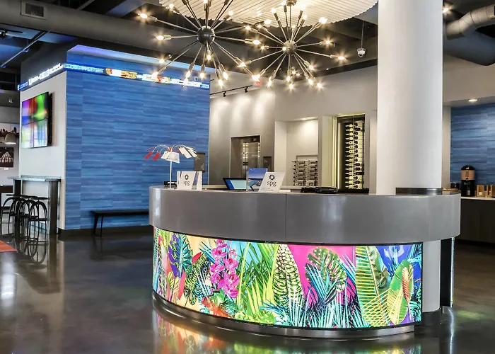 Aloft Newport On The Levee Hotel