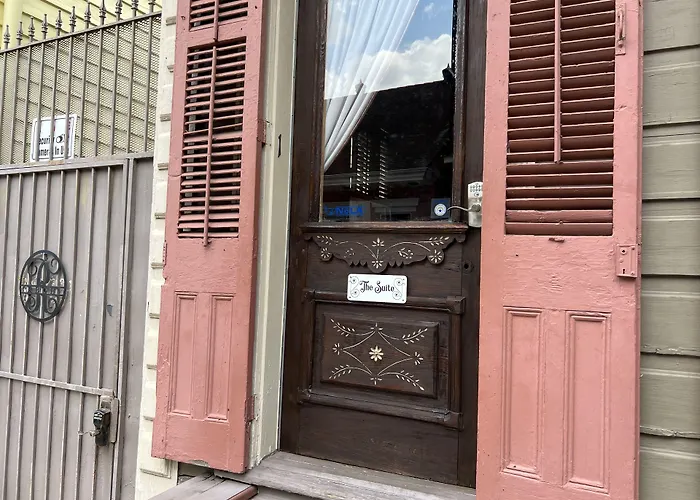 Royal Barracks Guest House New Orleans