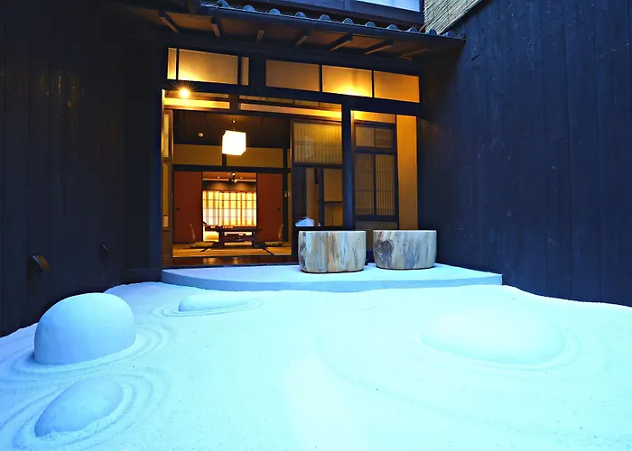Kiraku Kyoto Aneyakoji Villa