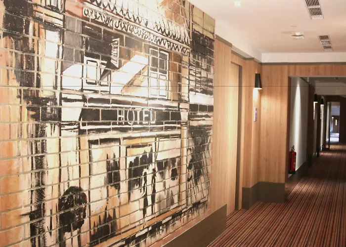 Aqueen Heritage Hotel Little India Singapore