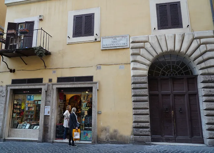 Starhome Navona Rome