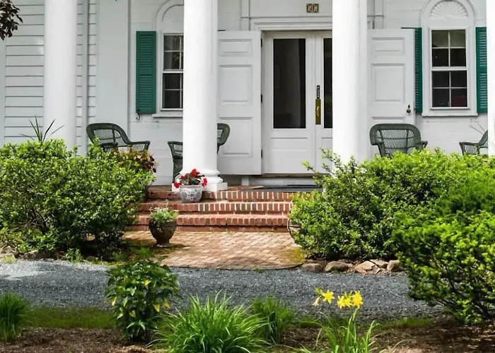 Anne'S White Columns Inn Bar Harbor