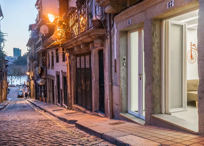 Ribeiredge Guest House Porto