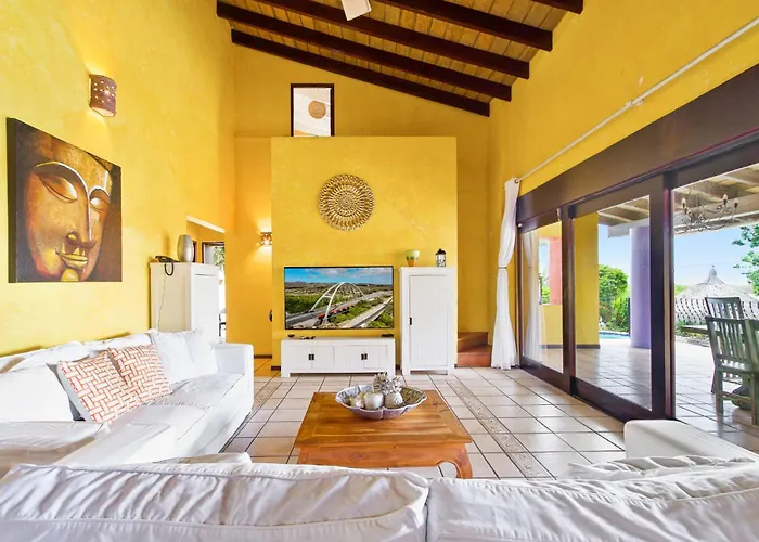 Aloestraat 14 Villa Oranjestad
