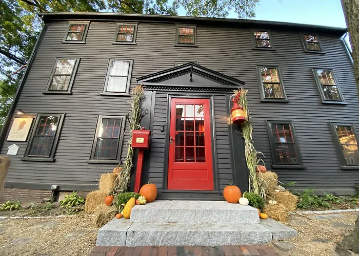 Daniels House Inn Salem