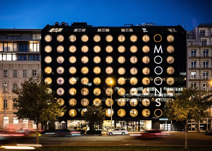 Mooons Vienna Hotel