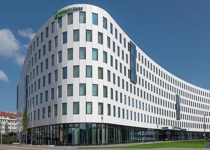 Holiday Inn Express Duesseldorf - Hauptbahnhof By Ihg