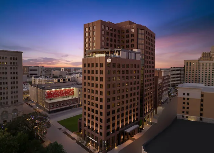 Element San Antonio Riverwalk
