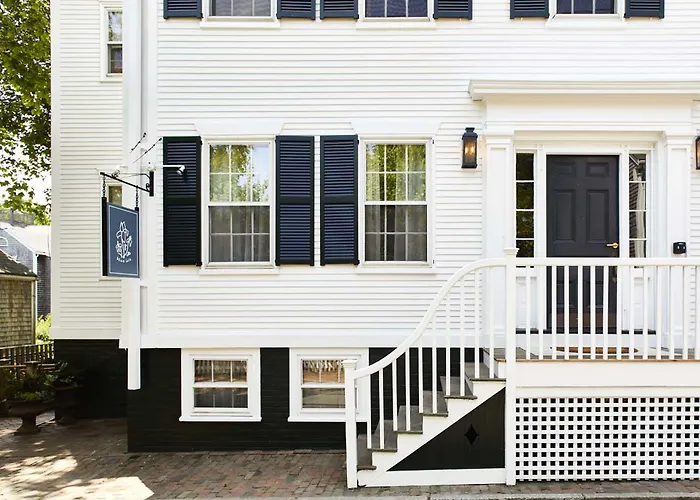 Blue Iris By Life House Hotel Nantucket