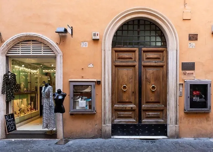 Croce Apartments Rome