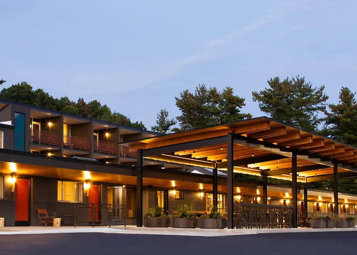 Rhode'S Motor Lodge Boone