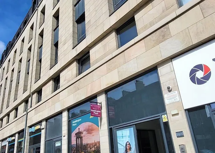 Joivy Affordable Edinburgh - Adults Only Hotel