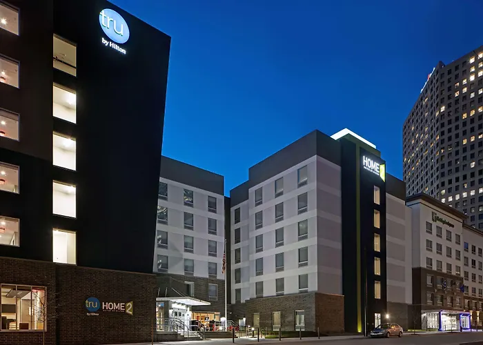 Tru By Hilton Milwaukee Downtown, Wi Hotel