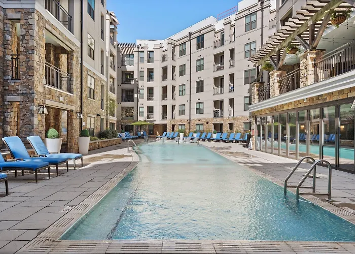 Kasa Dilworth Charlotte Aparthotel