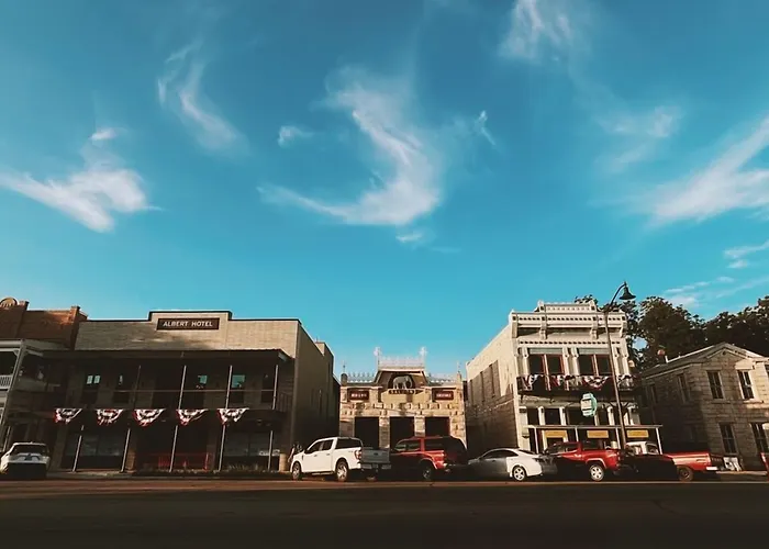 Albert Hotel Fredericksburg